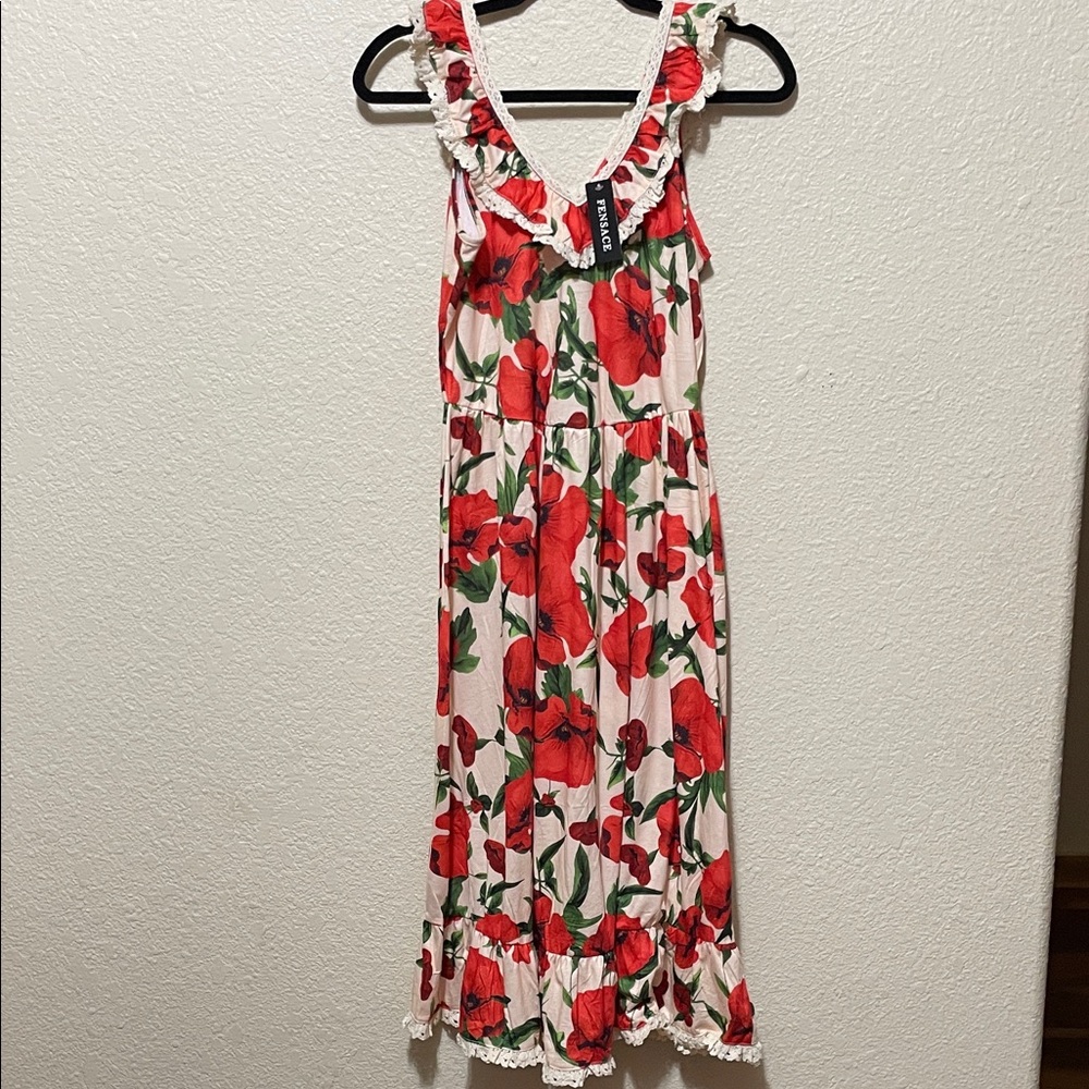 FENSACE Women's Red And White Floral Sundress. NWT. Size L.